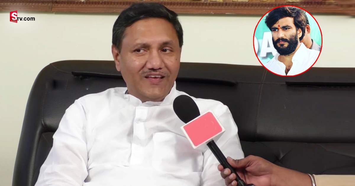 బైరెడ్డి సిద్ధార్థ్ రెడ్డి ఎవరి కాళ్లు పట్టుకుని లోకేష్‌ని కలిశారో అందరికి తెలుసు: టీడీపీ నేత