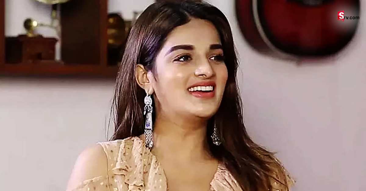 క*డోమ్ ప్రమోషన్‌ లో రెచ్చిపోయిన నిధి అగర్వాల్! షాకింగ్ కామెంట్స్!