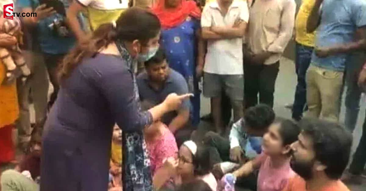 ‘నోరు ముయ్యి’ అంటూ చనిపోయిన బాలుడి తల్లిపై అధికారి బెదిరింపు!
