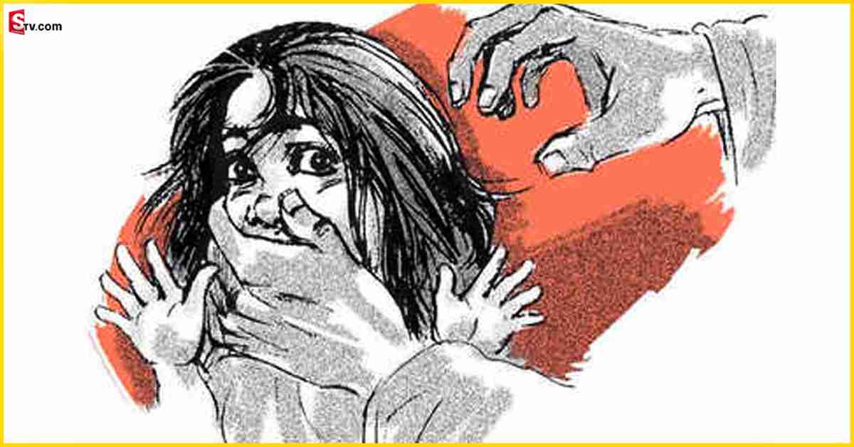 Karimnagar: 13 ఏళ్ల బాలికపై 45 ఏళ్ల పెద్దాయన దారుణం.. పరిహారంగా రూ .30 వేలు!