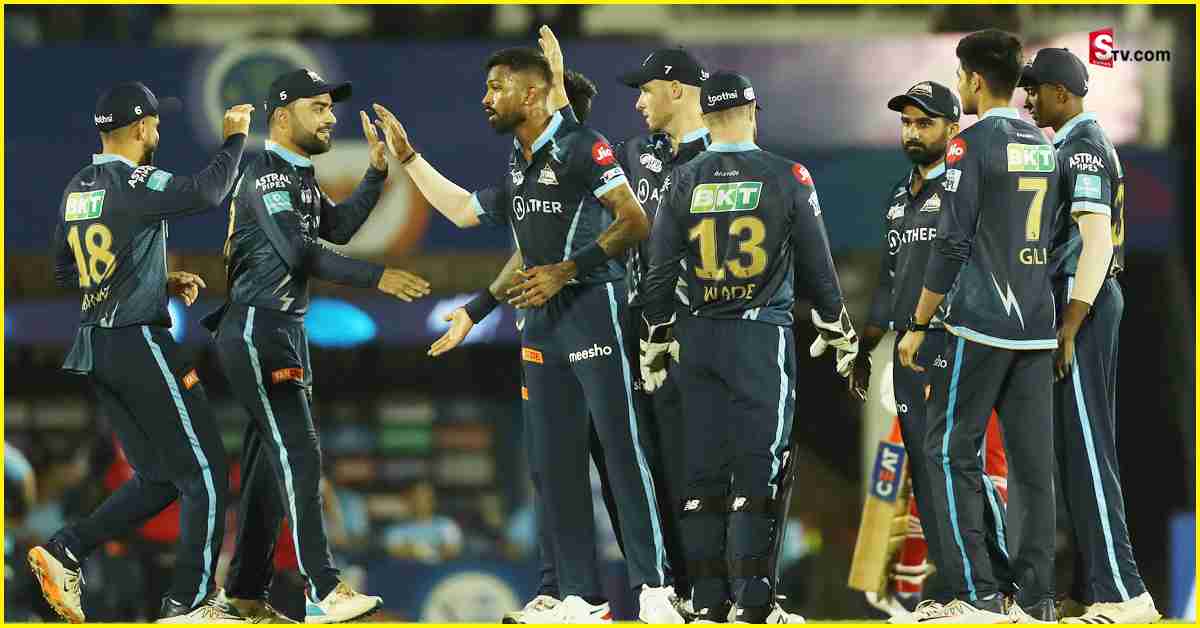 Gujarat Titans: గుజరాత్‌ టైటాన్స్‌ ప్లేఆఫ్స్‌లో బొక్కబోర్లా పడనుందా?