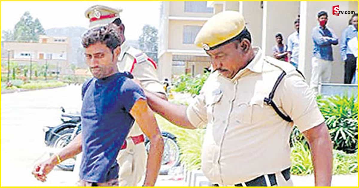 Crime News: ప్రజావాణి కార్యక్రమంలో కలెక్టర్‌పై యువకుడి దాడి