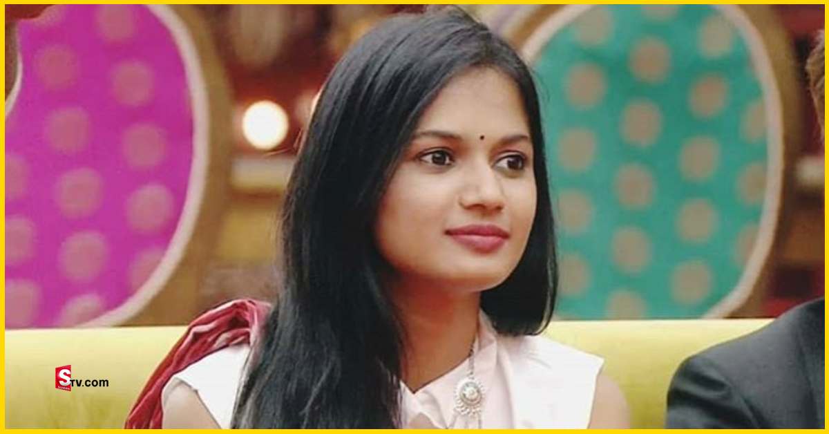 Bigg Boss: రూ.10 లక్షలు తీసుకుని టైటిల్‌ రేసు నుంచి తప్పుకున్న అరియానా?