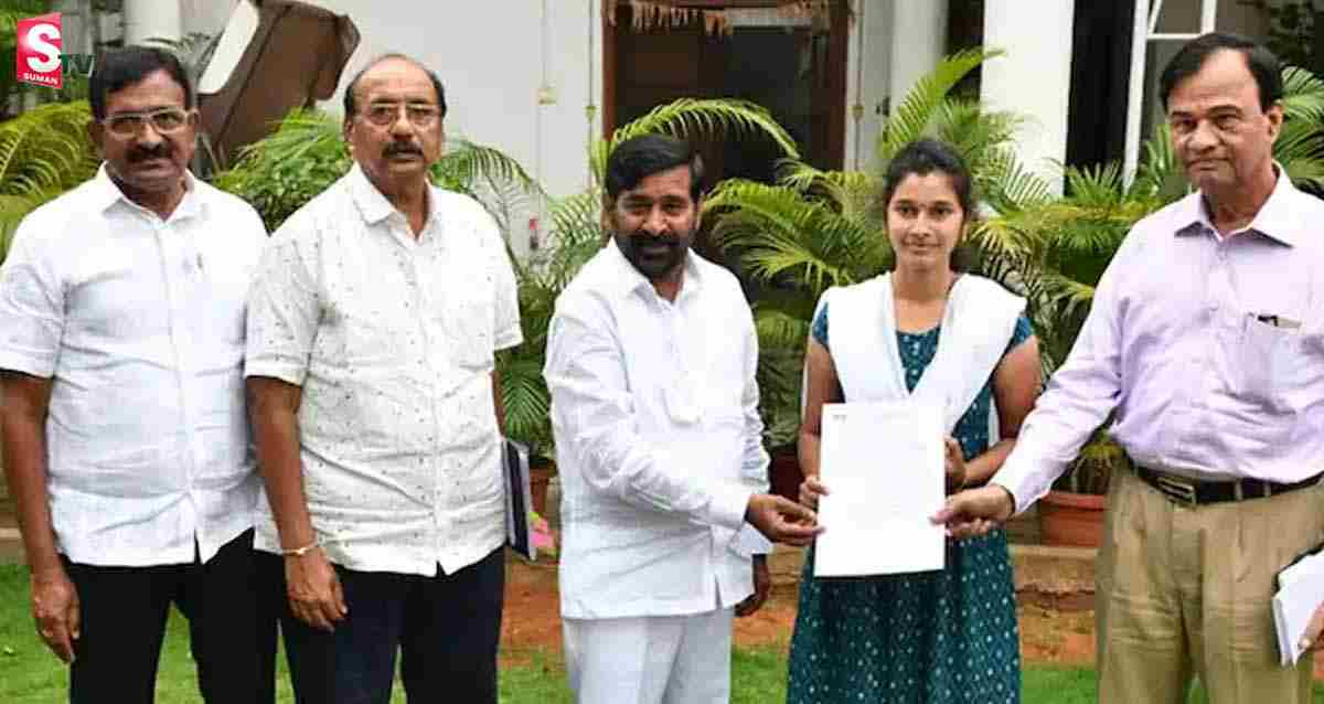 First Line Woman: డిస్కంలో తొలి లైన్‌ ఉమన్‌గా శిరీష నియామకం!