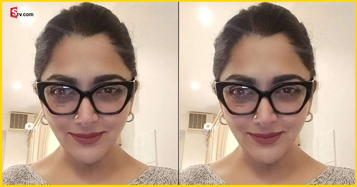Kushboo Sundar: గుర్తు పట్టలేని విధంగా మారిపోయిన కుష్బూ.. ఫొటోస్ వైరల్!