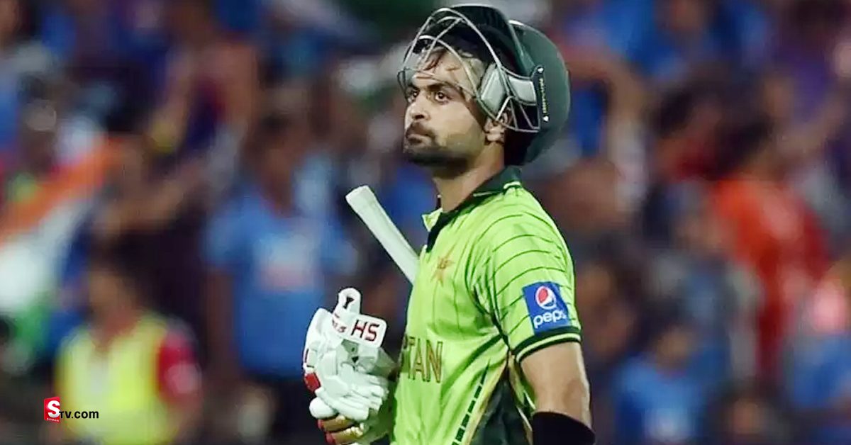 Virat Kohli: విరాట్‌ కోహ్లీ సక్సెస్‌ అవ్వడానికి కారణం ధోనినే: పాక్‌ క్రికెటర్‌