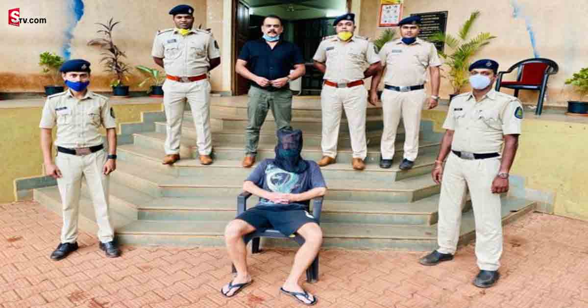 Drug Case: అతనో డ్రగ్స్‌ స్మగ్లర్‌.. పోలీసులే కుర్చీ వేసి కూర్చో బెట్టారు.. ఎందుకంటే?..