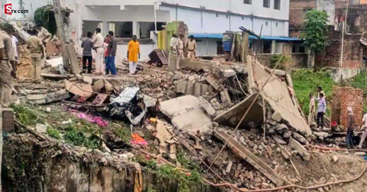 ఇంట్లో బాణసంచా పేలుడు.. ఆరుగురు దుర్మరణం..!