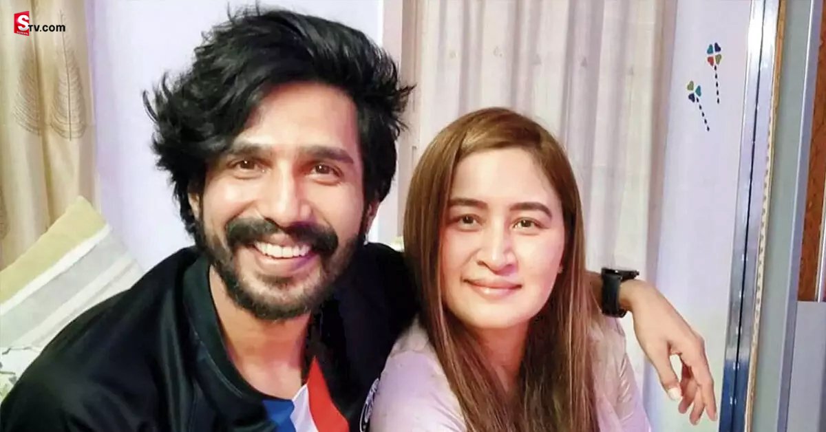 న్యూడ్ ఫోటోలతో మరో స్టార్ హీరో.. ఫోటోగ్రాఫర్ గా మారిన భార్య!