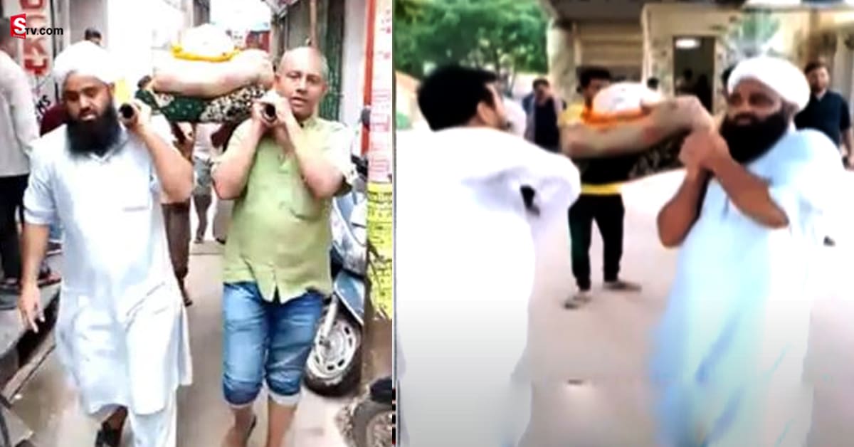 Bihar: 20 ఏళ్ళు తన దగ్గర పని చేసిన గుమస్తా పాడె మోసిన ముస్లిం యజమాని!