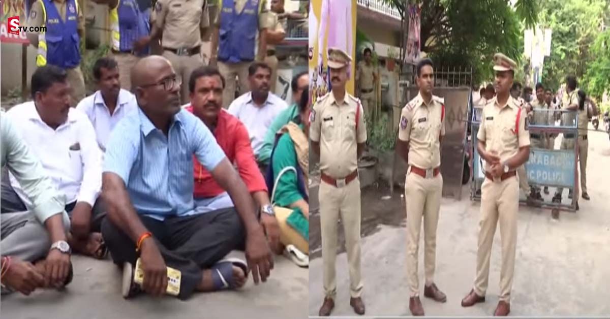 బ్రేకింగ్: మంత్రి సబితా ఇంద్రారెడ్డి ఇంటిముందు.. బాసర ట్రిపుల్ ఐటీ విద్యార్థుల పేరెంట్స్ ఆందోళన!