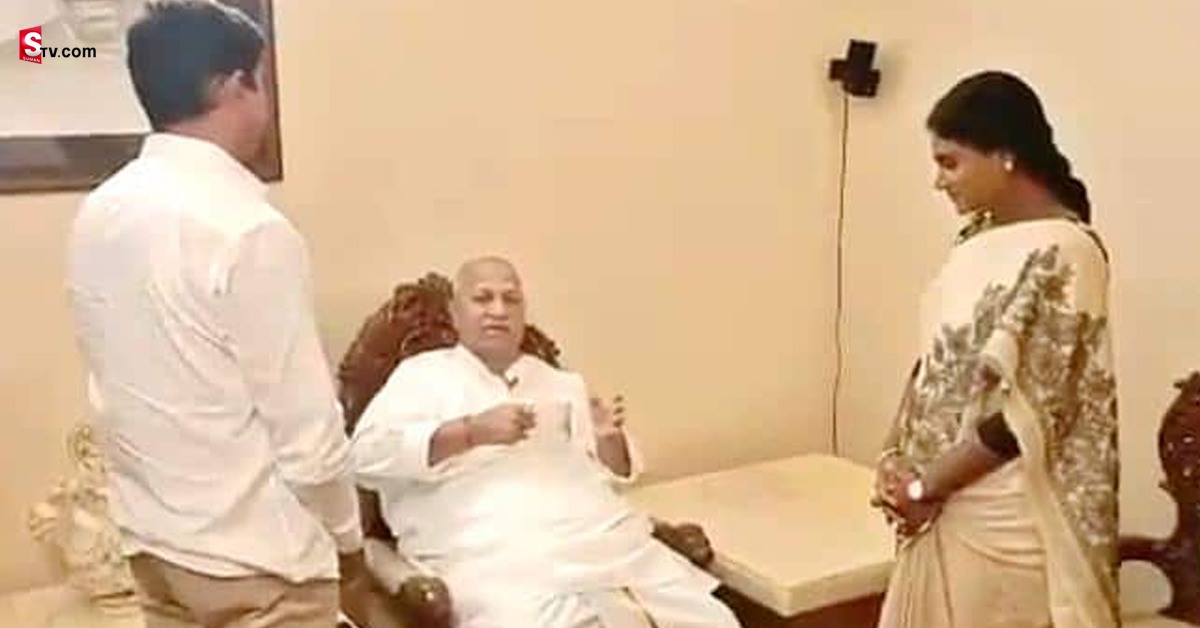 YS Sharmila: నేను చెప్పినట్టే YSR సీఎం అయ్యాడు! షర్మిల కూడా సీఎం అవుతుంది: డి.శ్రీనివాస్