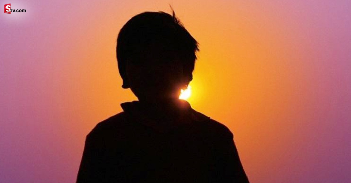 కోపంతో బాలుడి ముక్కు కొరికిన పొలిటికల్ లీడర్!