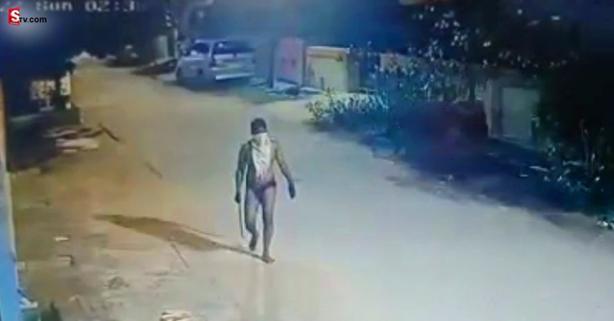 డేంజరస్ చెడ్డీ గ్యాంగ్.. వెన్నులో వణుకు పుట్టేలా!