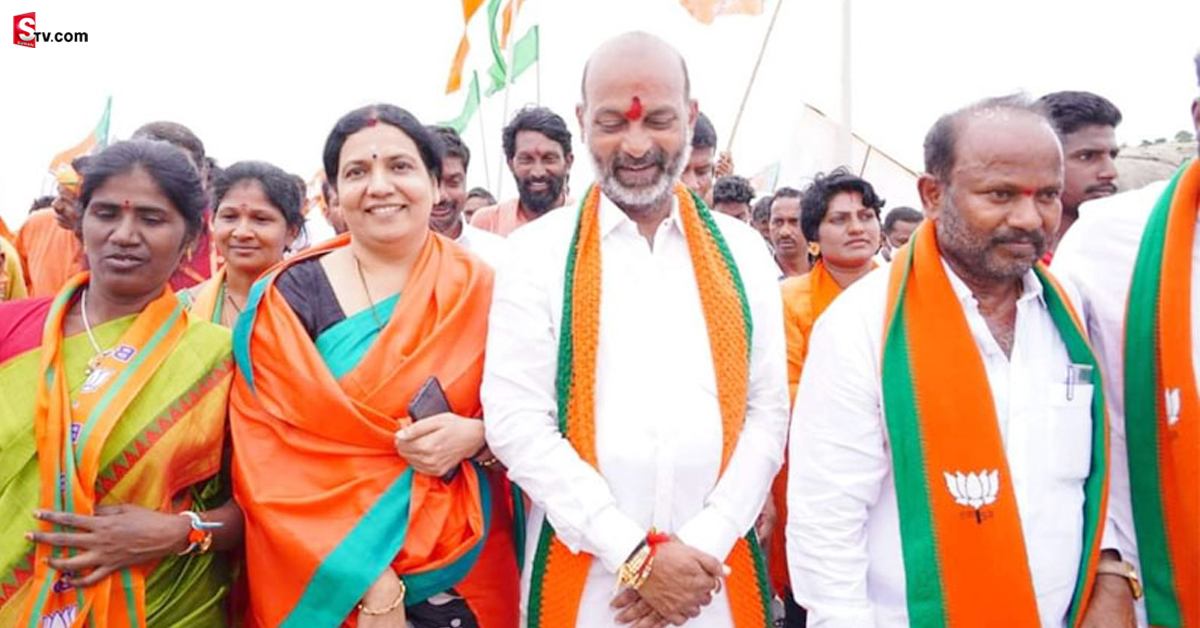 Jeevitha Rajasekhar: తెలంగాణ ఎన్నికల్లో పోటీపై జీవితా రాజశేఖర్‌ ఆసక్తికర వ్యాఖ్యలు