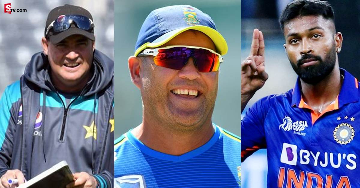 India vs Pakistan: టీమిండియా 12 మంది ఆటగాళ్లతో బరిలోకి దిగింది.. అందుకు కారణం అతడే: పాక్ మాజీ కోచ్