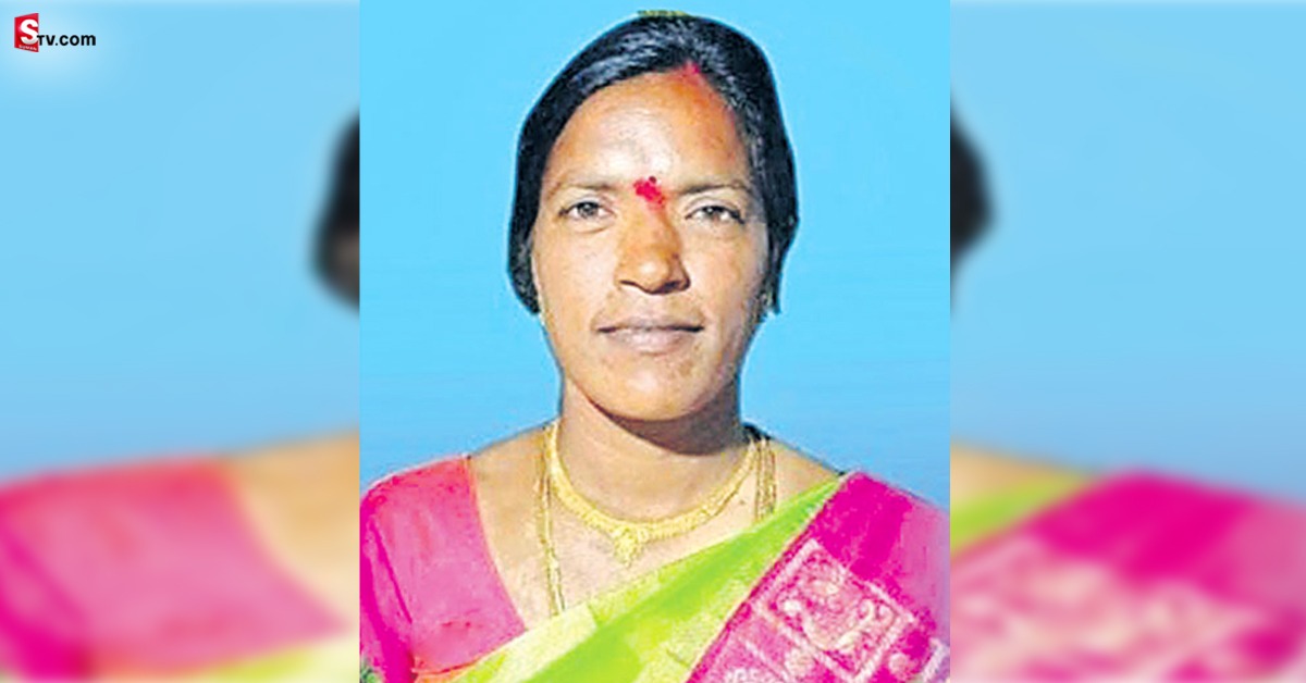 కోతుల విధ్వంసానికి బలైన నిండు ప్రాణం!