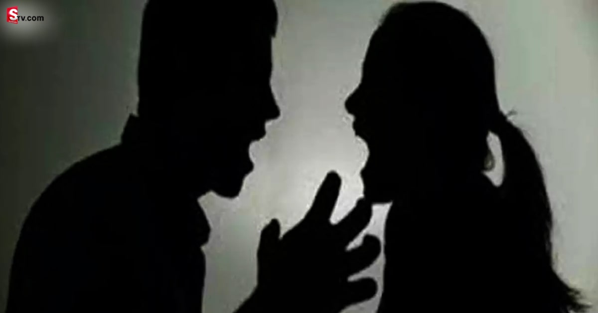 దారుణం.. భార్యపై కోపంతో పిల్లల గొంతు కోసేశాడు!