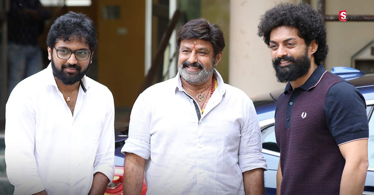 థియేటర్ లో బింబిసార మూవీ చూసిన బాలకృష్ణ! ఫోటోలు వైరల్!