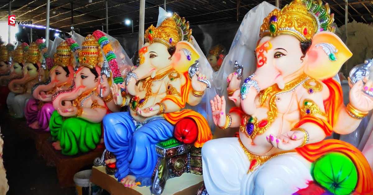 ఆకాశాన్నంటిన వినాయకుడి విగ్రహాల ధరలు!