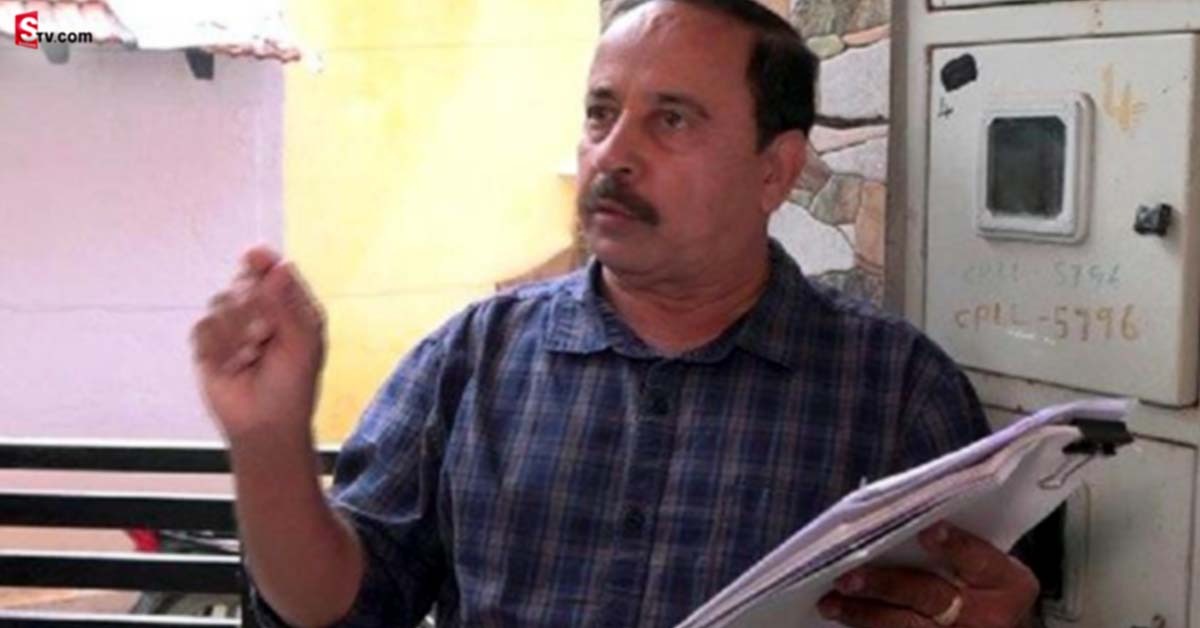 రూ.20 కోసం రిటైర్డు టీచర్‌ మూడేళ్ల పోరాటం!