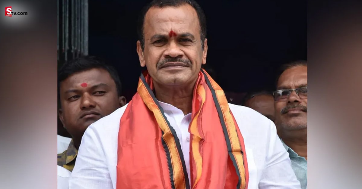 Munugode Bypoll 2022: మునుగోడులో మా తమ్ముడినే గెలిపించండి! వెంకటరెడ్డి ఫోన్ కాల్స్‌పై దుమారం!