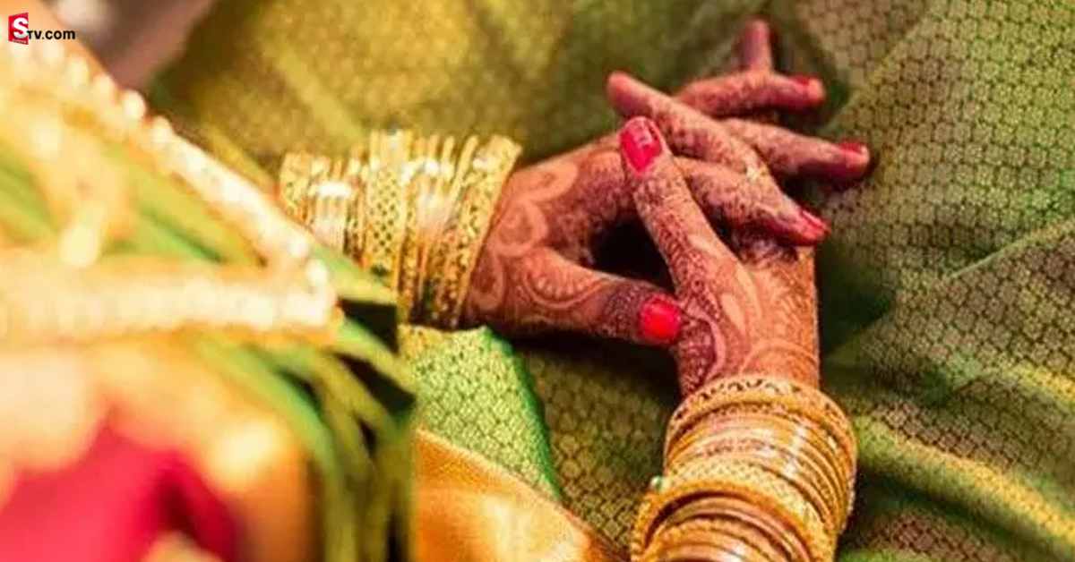 నవ వధువుకు కన్యత్వ పరీక్ష! 10 లక్షలు జరిమానా కట్టాలంటూ తీర్పు!