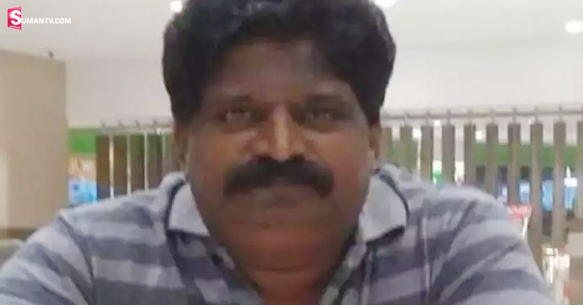 క్లాస్‌లో అమ్మాయిల ముందే లెక్చరర్‌ సె*క్స్‌ పాఠాలు..
