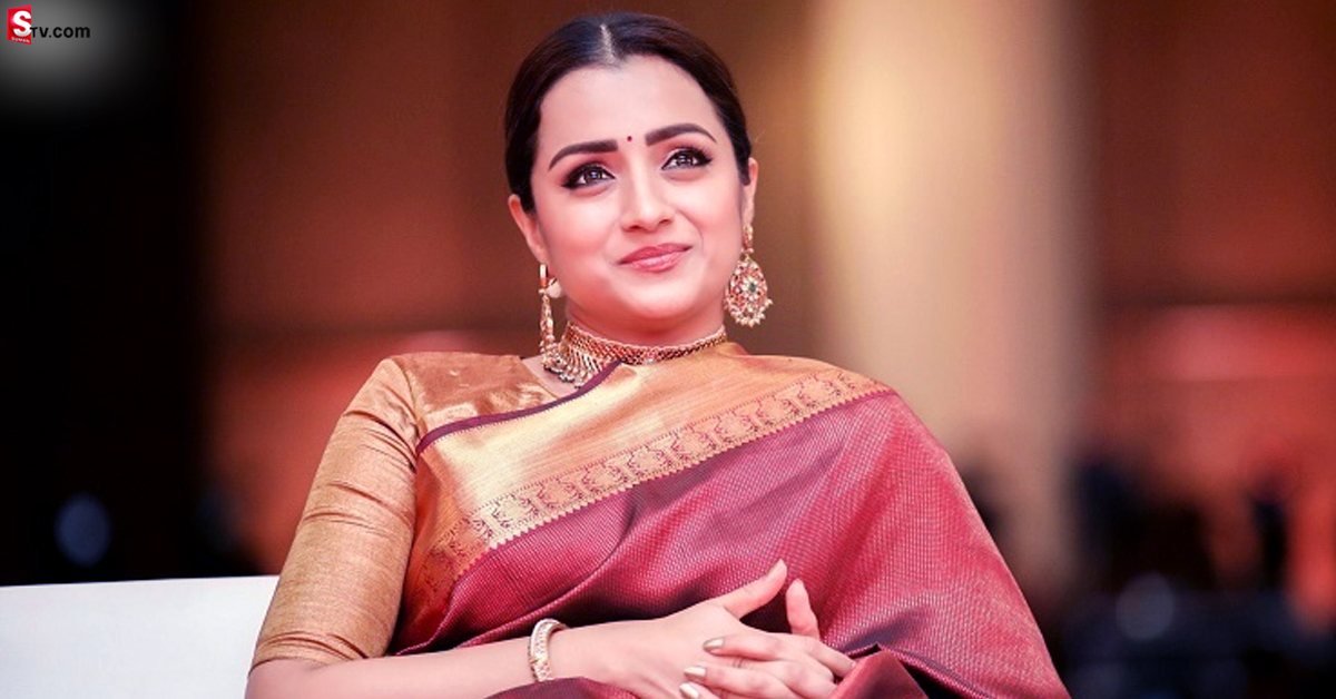ఆ ఇద్దరు స్టార్ హీరోలతో మరోసారి నటించే ఛాన్స్ కొట్టేసిన త్రిష!