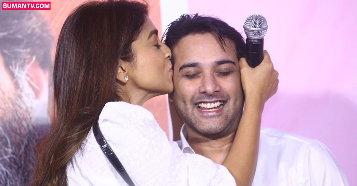 Tarun, Shriya: హీరో తరుణ్ ని స్టేజీపైనే ముద్దుపెట్టిన శ్రియ… ఏం జరిగింది?