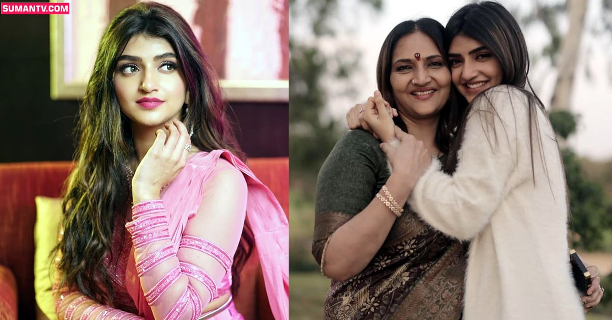Sree leela: హీరోయిన్ శ్రీలీల అమ్మతో ఫోటోలు