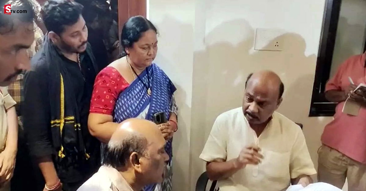 బ్రేకింగ్‌: టీడీపీ అయ్యన్నపాత్రుడుని అరెస్ట్‌ చేసిన సీఐడీ పోలీసులు!