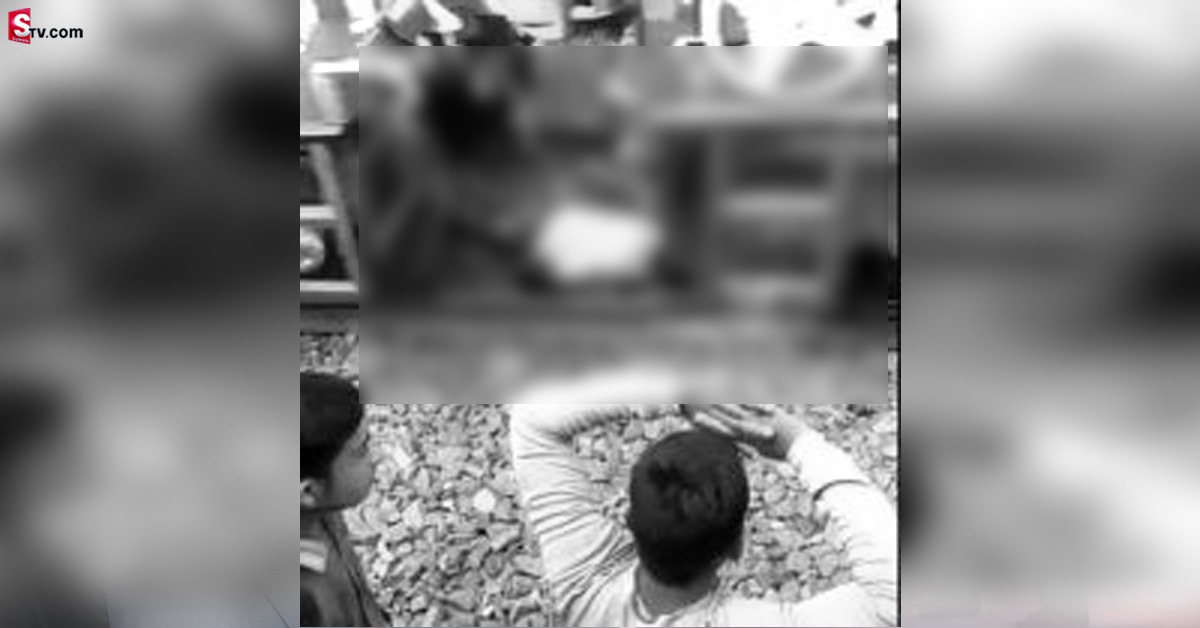 గూడ్స్ రైలు కింద నుంచి పట్టాలు దాటపోయాడు! కానీ.., చివరి క్షణంలో!