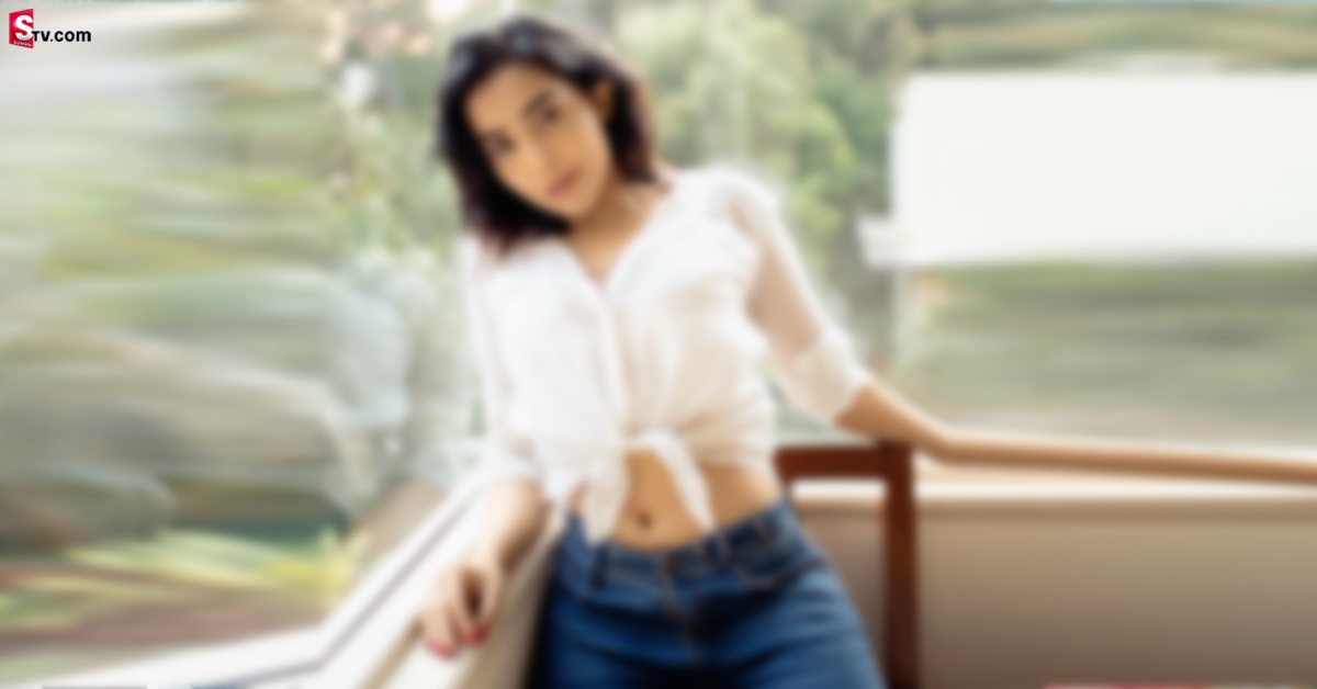 ప్రముఖ హీరోయిన్‌పై పనివాడి వేధింపులు.. లక్షల సొమ్ము కాజేసి..