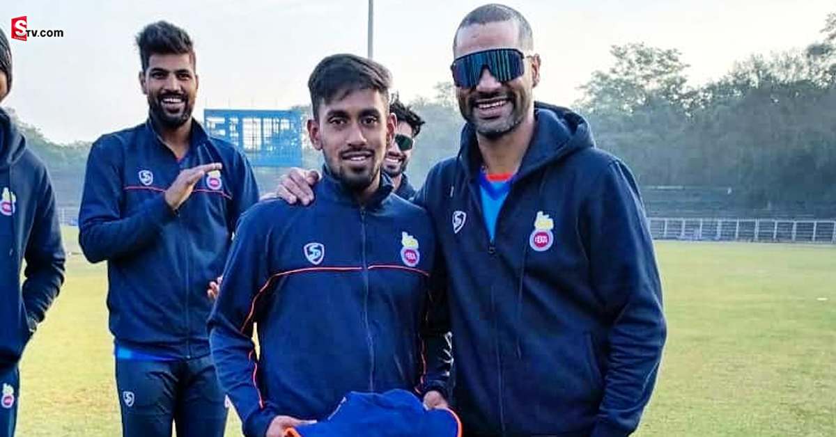 హనీ ట్రాప్ మాయలో క్రికెటర్.. యువతితో సన్నిహితంగా ఉన్న ఫొటోలు, వీడియోలు చూపించి..!