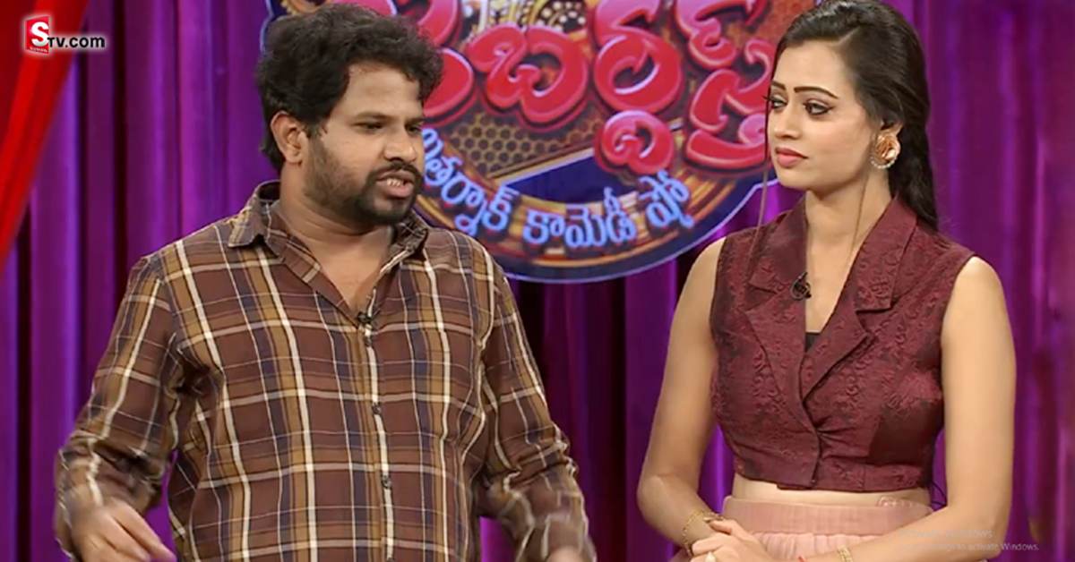 ‘జబర్దస్త్’ కొత్త యాంకర్ సౌమ్యరావుపై హైపర్ ఆది దారుణమైన కామెంట్!
