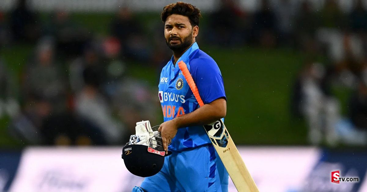 జట్టులో పంత్ వేస్ట్ అని చెప్పడానికి ఈ లెక్కలు చాలు! 66 టీ20 మ్యాచులు వృధా!
