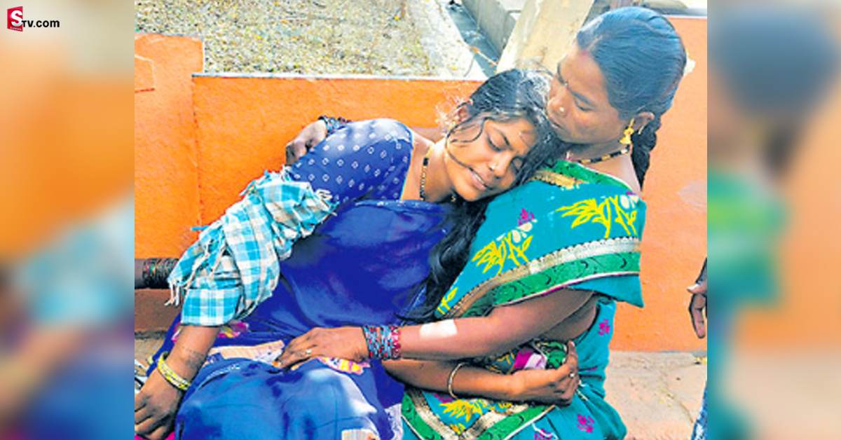 భర్త కాదు రాక్షసుడు.. పిల్లలు పుట్టడం లేదని.. భార్య కాలు చేయి విరిచాడు!