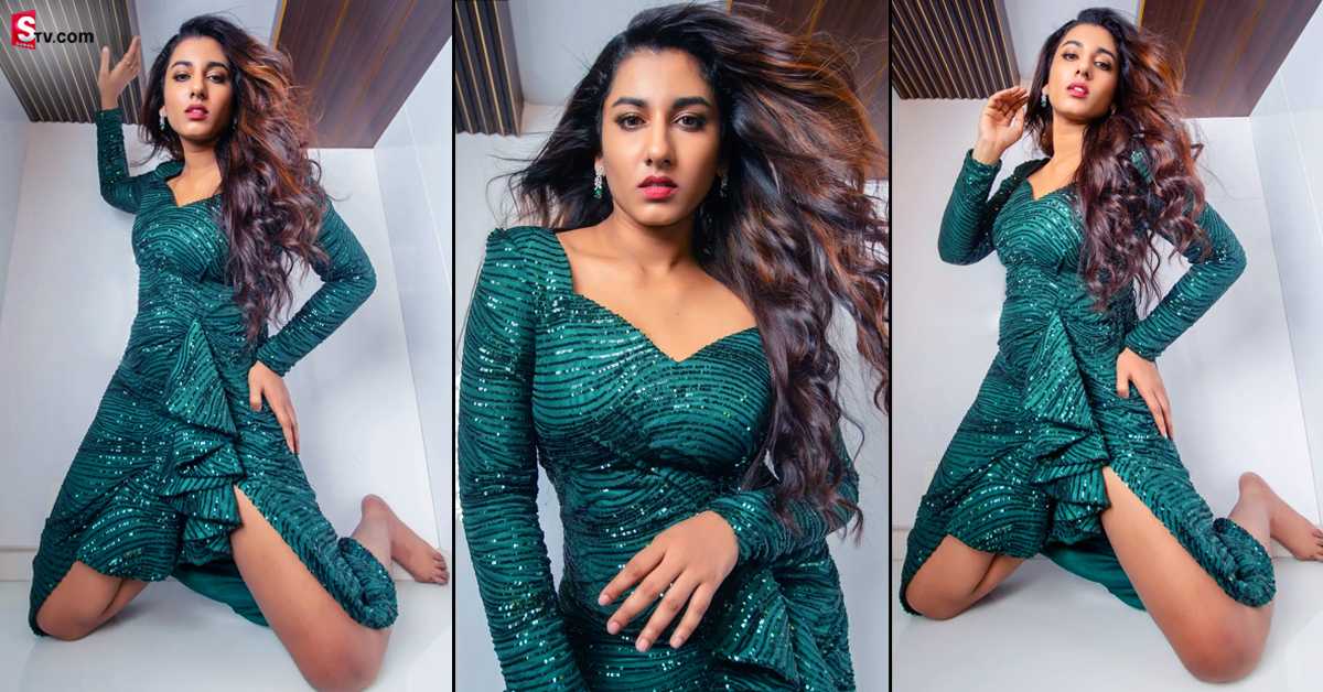 అందాల విందులో విష్ణుప్రియ జోరు.. పచ్చ డ్రస్సులో పిచ్చెక్కిస్తోంది..!