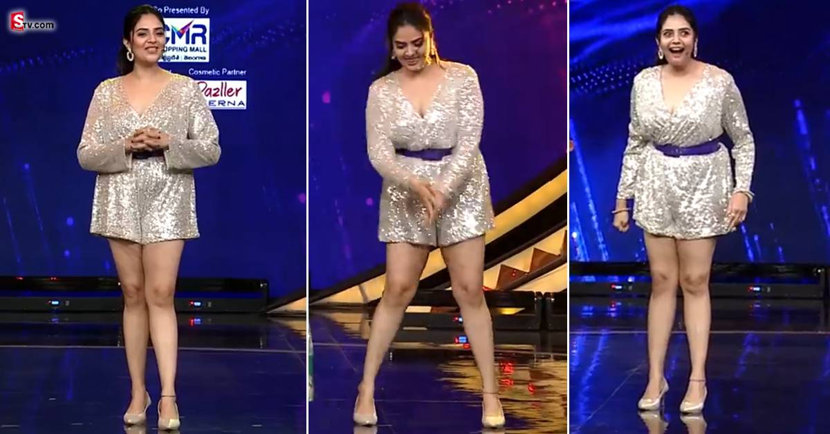 యాంకర్ శ్రీముఖి హైవోల్టేజ్ గ్లామర్ షో..