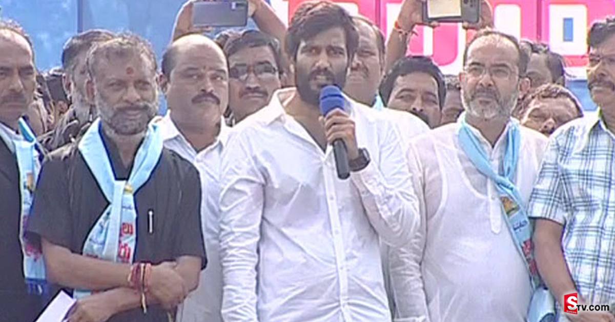 బ్రేకింగ్: రాయలసీమ గర్జన సభలో బైరెడ్డి సిద్దార్ధ్ రెడ్డికి అస్వస్థత!