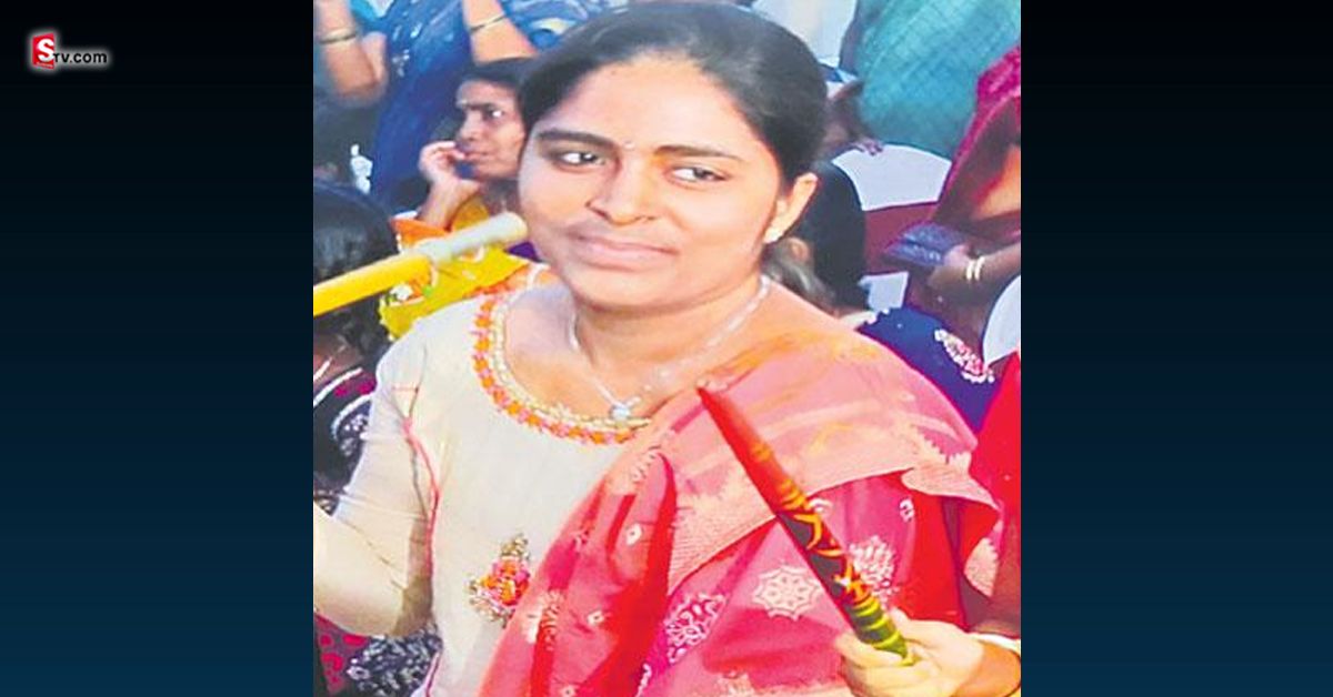 బీటెక్ పూర్తి చేసి హైదరాబాద్ కు వచ్చింది.. ఖాళీగా ఉన్న పెంట్ హౌస్ లోకి వెళ్లి!