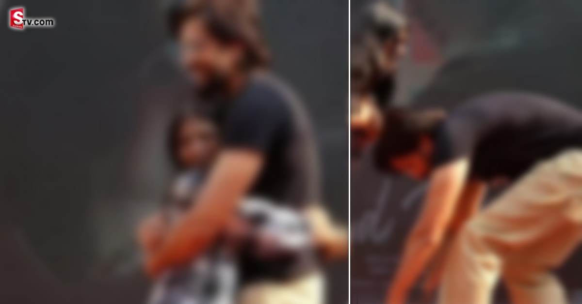 లేడీ ఫ్యాన్ కాళ్లు పట్టుకున్న స్టార్‌ హీరో!
