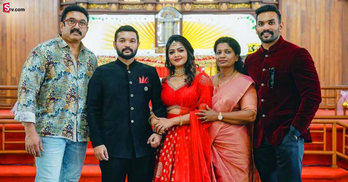 ఘనంగా నటుడు బాబురాజ్ కుమారుడి పెళ్లి! వైరల్ అవుతున్న ఫోటోలు!