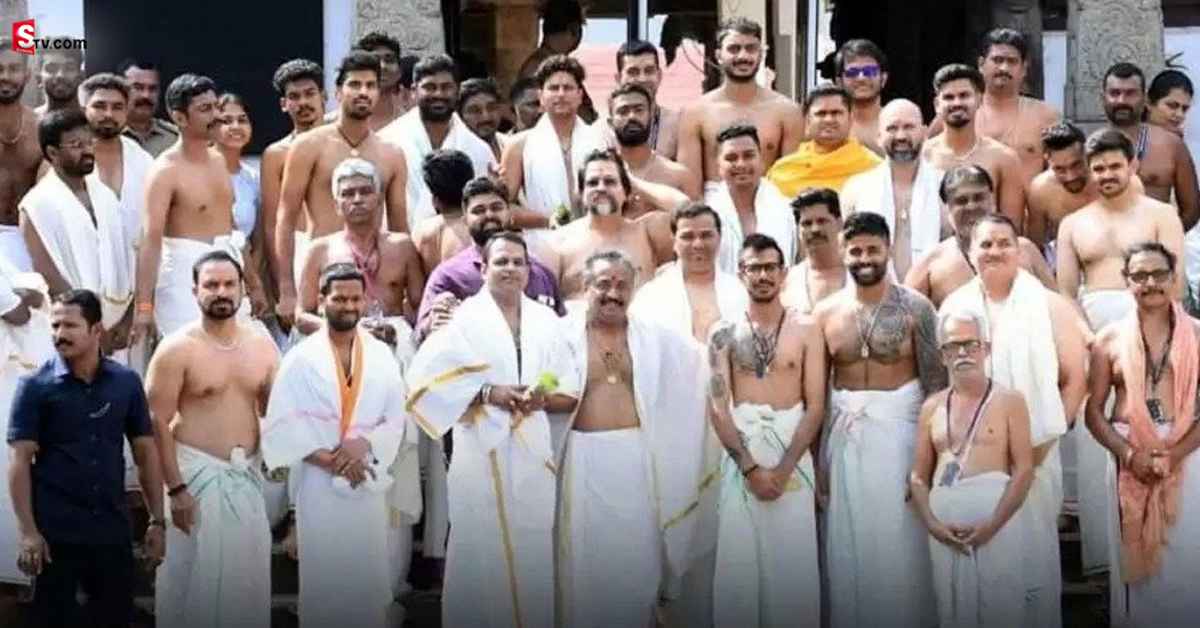 అనంత పద్మనాభ స్వామి వారిని దర్శించుకున్న భారత-శ్రీలంక క్రికెటర్లు