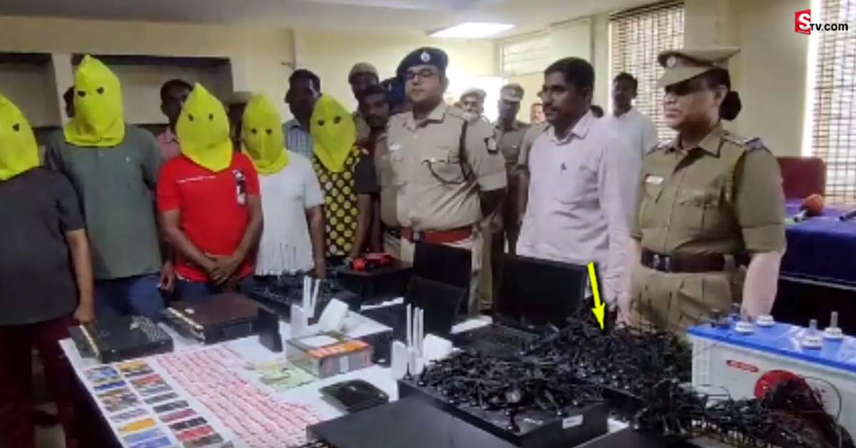 లోన్ తీసుకున్న మహిళకు వేధింపులు.. అశ్లీల వెబ్ సైట్ లో ఫోటోలు పెడతామంటూ..
