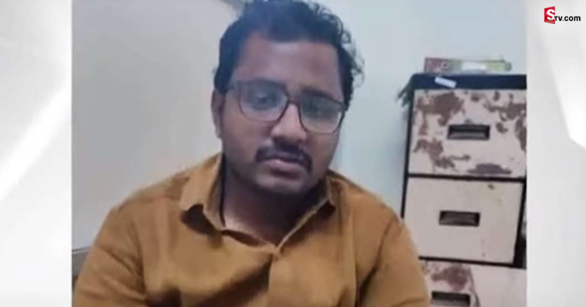ఎగ్జామ్ హల్ లో గూగుల్ చేస్తూ గ్రూప్1 పరీక్ష! ఇదేమి మాస్ కాపీ మావ!