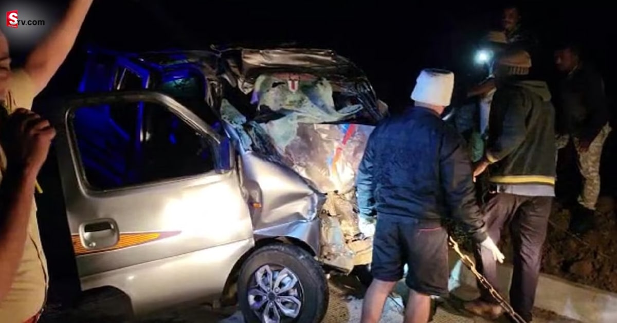 బ్రేకింగ్: ఘోర రోడ్డు ప్రమాదం.. 9 మంది మృతి