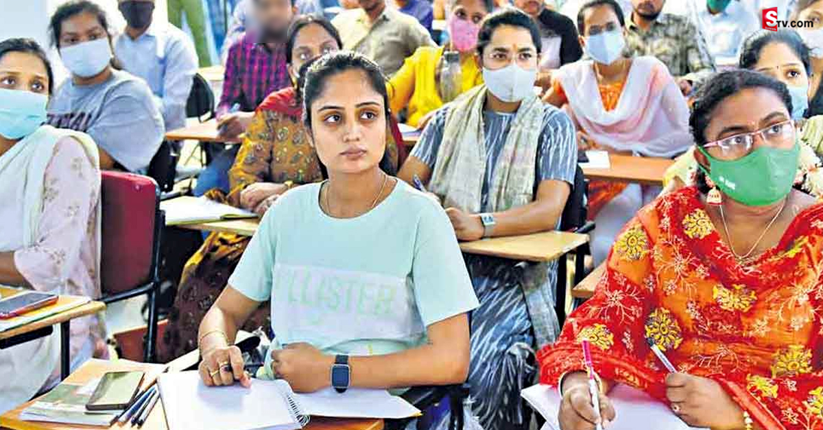 మహిళలు, విద్యార్థులకు శుభవార్త చెప్పిన రాష్ట్ర ముఖ్యమంత్రి!