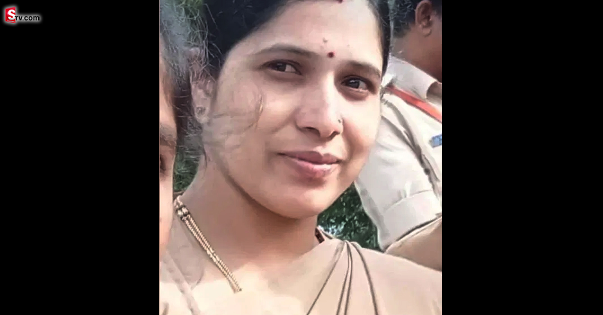 డబ్బులు విత్‌డ్రా చేసుకురమ్మని భర్తను బయటకు పంపింది.. ఇంటికి వచ్చి చూసే సరికి..